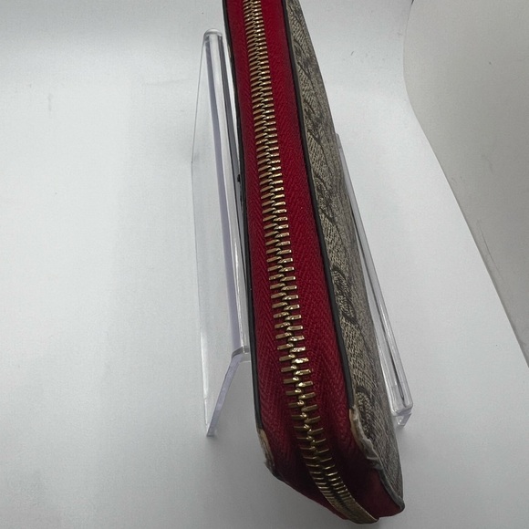 GUC Gucci GG Supreme Limited Edition Heart/Snake Long Zip Wallet - Picture 9 of 9